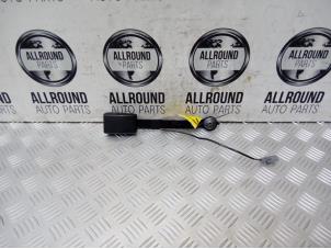 Used Front seatbelt buckle, right Renault Captur (2R) Price € 15,00 Margin scheme offered by AllroundCarParts