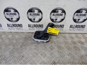 Used Gear stick cover Volkswagen Polo V (6R) Price € 20,00 Margin scheme offered by AllroundCarParts