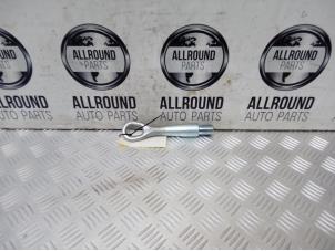 Used Towing eye Mitsubishi Space Star (A0) Price € 10,00 Margin scheme offered by AllroundCarParts