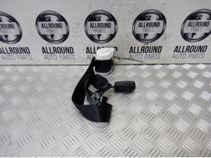 Usagé Ceinture de sécurité arrière centre Fiat 500 (312) Prix € 50,00 Règlement à la marge proposé par AllroundCarParts