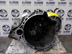 Used Gearbox Renault Clio IV (5R) Price on request offered by AllroundCarParts