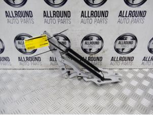 Used Tailgate hinge BMW 3 serie (E90) Price € 45,00 Margin scheme offered by AllroundCarParts