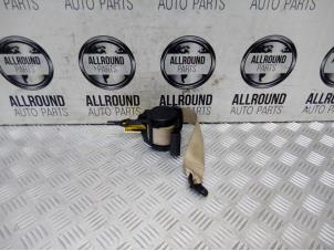 Usagé Ceinture arrière droit BMW 3 serie (F30) Prix € 40,00 Règlement à la marge proposé par AllroundCarParts