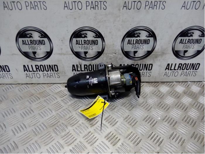 Begagnade Bränslefilterhus Opel Combo Pris € 90,00 Marginaltabell erbjuds av AllroundCarParts