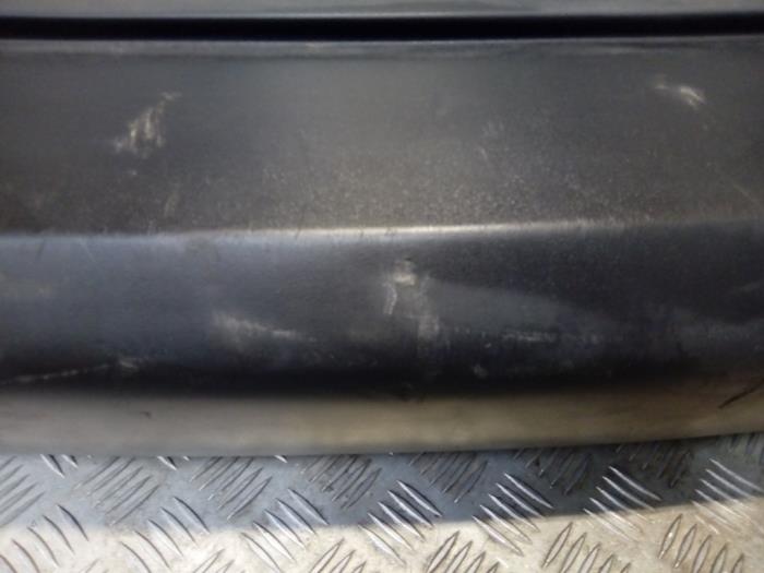 Zderzak tylny z Volkswagen Caddy Combi III (2KB,2KJ)  2013