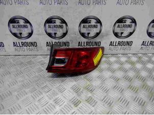 Used Taillight, right Renault Clio IV (5R) Price € 35,00 Margin scheme offered by AllroundCarParts