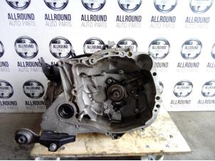 Used Gearbox Renault Clio IV (5R) Price on request offered by AllroundCarParts