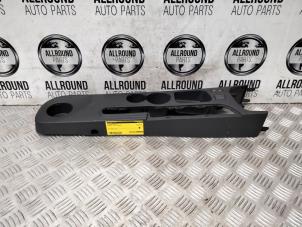 Used Middle console Renault Clio IV (5R) Price € 25,00 Margin scheme offered by AllroundCarParts