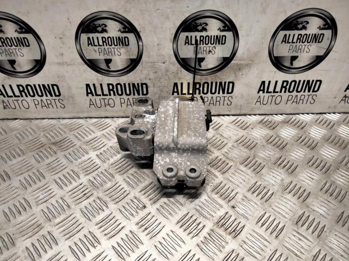 Used Engine mount Volkswagen Tiguan (5N1/2) 1.4 TSI 16V 4Motion Price € 25,00 Margin scheme offered by AllroundCarParts