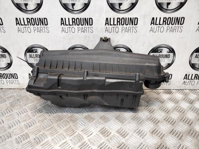 Begagnade Luftfilterhus Mini Countryman (R60) Pris € 30,00 Marginaltabell erbjuds av AllroundCarParts