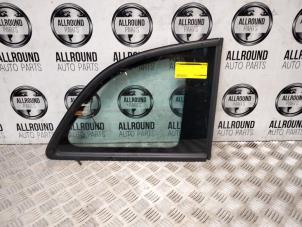 Używane Trójkatna szyba prawy tyl Fiat 500 (312) Cena € 40,00 Procedura marży oferowane przez AllroundCarParts