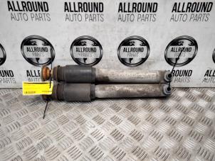 Used Shock absorber kit BMW 5 serie Touring (E61) Price on request offered by AllroundCarParts