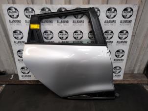 Used Rear door 4-door, right Renault Clio IV Estate/Grandtour (7R) Price on request offered by AllroundCarParts