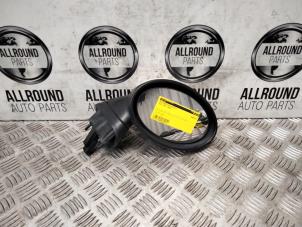 Usagé Rétroviseur droit BMW Mini One/Cooper (R50) Prix € 30,00 Règlement à la marge proposé par AllroundCarParts
