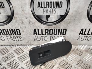 Used Electric window switch Volkswagen Up! (121) Price € 10,00 Margin scheme offered by AllroundCarParts