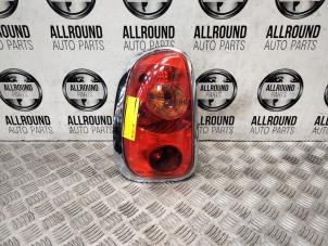 Używane Tylne swiatlo pozycyjne lewe Mini Countryman (R60) Cena € 60,00 Procedura marży oferowane przez AllroundCarParts