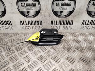 Used Dashboard vent Opel Corsa F (UB/UH/UP) Price € 20,00 Margin scheme offered by AllroundCarParts