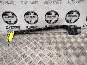 Used Rear bumper bracket, left Mercedes Vito (447.6) Price € 20,00 Margin scheme offered by AllroundCarParts