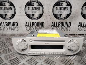 Gebrauchte Radio CD Spieler Fiat 500 (312) Preis € 150,00 Margenregelung angeboten von AllroundCarParts