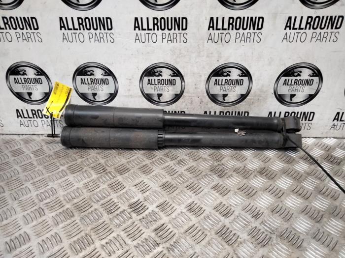 Shock absorber kit from a Volkswagen Up! (121)  2018