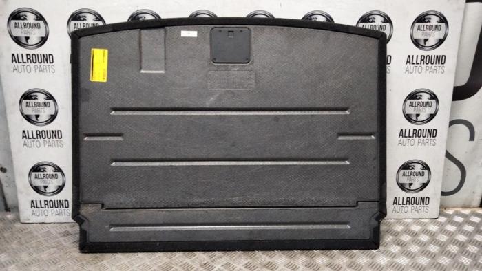 Plyta podlogowa bagaznika z Volkswagen Golf VII (AUA)  2014