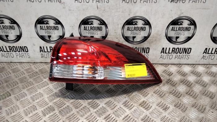 Rücklicht rechts van een Renault Clio IV Estate/Grandtour (7R)  2014
