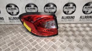 Used Taillight, left Renault Captur (2R) Price € 50,00 Margin scheme offered by AllroundCarParts