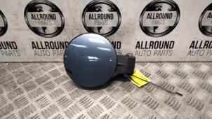 Used Tank cap cover Renault Clio IV (5R) Price € 25,00 Margin scheme offered by AllroundCarParts