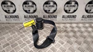 Used Rear seatbelt, right Renault Clio IV (5R) Price € 30,00 Margin scheme offered by AllroundCarParts