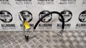 Used Air conditioning line Renault Clio IV Estate/Grandtour (7R) Price € 40,00 Margin scheme offered by AllroundCarParts