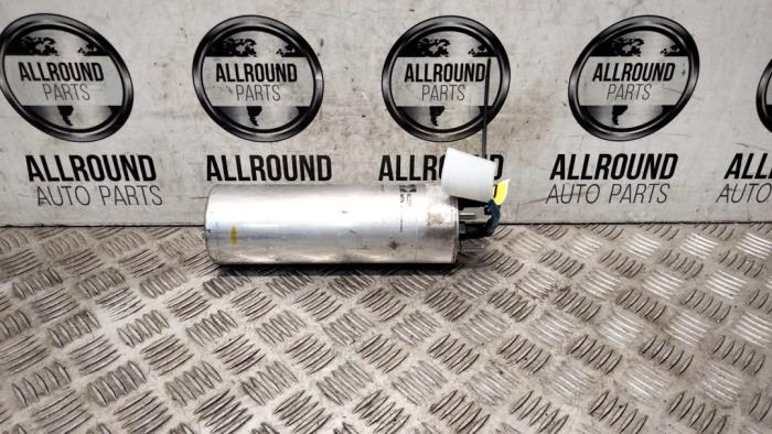 Fuel filter housing Volkswagen Transporter T5 - 7H0127401B