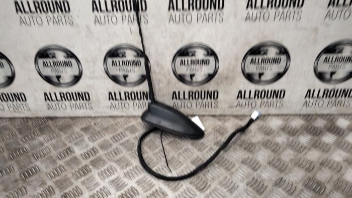 Używane Antena Toyota Aygo X 1.0 12V VVT-i Cena € 50,00 Procedura marży oferowane przez AllroundCarParts