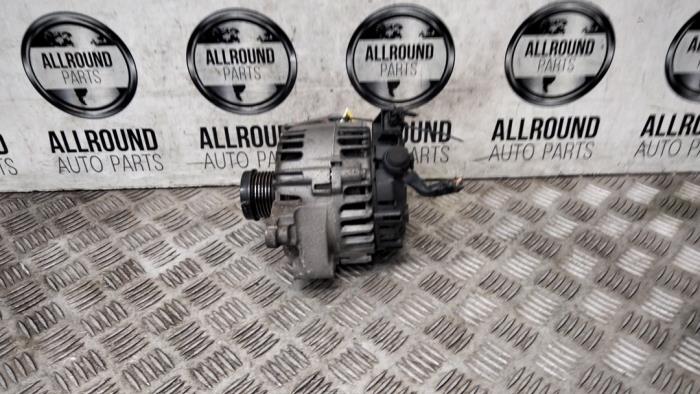 Usagé Dynamo Ford Kuga II (DM2) 1.5 EcoBoost 16V 120 Prix € 30,00 Règlement à la marge proposé par AllroundCarParts