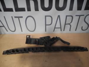 Used Rear bumper component, central Volkswagen Polo IV (9N1/2/3) 1.2 Price on request offered by AllroundCarParts