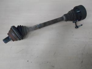 Used Front drive shaft, left Audi A3 (8P1) 1.9 TDI Price on request offered by AllroundCarParts