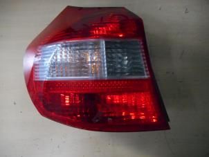 Used Taillight, left BMW 1 serie (E87/87N) Price € 30,00 Margin scheme offered by AllroundCarParts