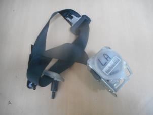 Used Rear seatbelt, left Nissan Note (E11) 1.4 16V Price on request offered by AllroundCarParts