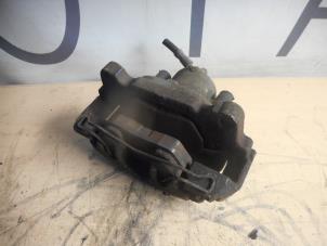 Used Front brake calliper, right Volkswagen Fox (5Z) 1.2 Price on request offered by AllroundCarParts