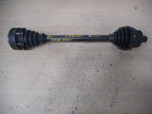 Used Front drive shaft, left Audi A4 Cabrio (B7) 3.0 V6 30V Price on request offered by AllroundCarParts