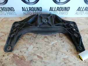 Used Gearbox mount BMW 5 serie (E60) 525d 24V Price on request offered by AllroundCarParts