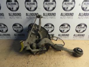 Used Knuckle, front left BMW 5 serie (E60) 525d 24V Price on request offered by AllroundCarParts