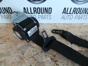 Used Rear seatbelt, right BMW 1 serie (E87/87N) 116i 1.6 16V Price on request offered by AllroundCarParts