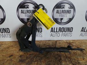 Used Bonnet Hinge BMW 3 serie (E46/4) 318i 16V Price on request offered by AllroundCarParts