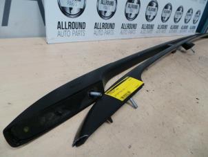 Used Roof rail kit Volkswagen Passat Variant (3C5) 1.9 TDI Price on request offered by AllroundCarParts