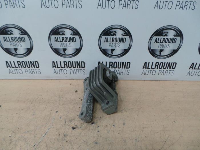 Usagé Support moteur Peugeot 207/207+ (WA/WC/WM) 1.4 16V Prix sur demande proposé par AllroundCarParts