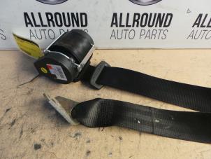 Used Rear seatbelt, left Volkswagen Golf V (1K1) 2.0 SDI Price on request offered by AllroundCarParts
