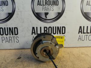Used Timing belt tensioner Volkswagen Caddy Combi III (2KB,2KJ) 2.0 SDI Price on request offered by AllroundCarParts