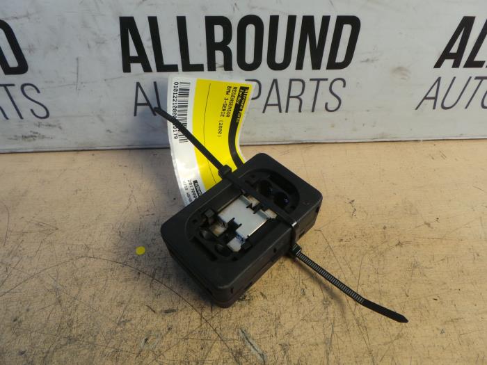 Rain sensor from a BMW 3 serie (E46/2) 328 Ci 24V 2000