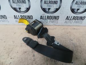 Used Rear seatbelt, left Peugeot 206 SW (2E/K) 2.0 HDi Price on request offered by AllroundCarParts