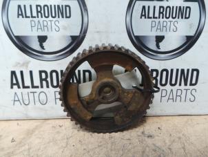 Used Camshaft sprocket Citroen Berlingo 1.6 HDI 16V 75 Price on request offered by AllroundCarParts